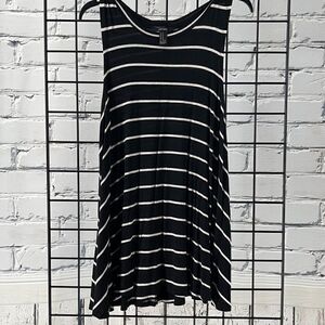 Forever 21 summer dress M